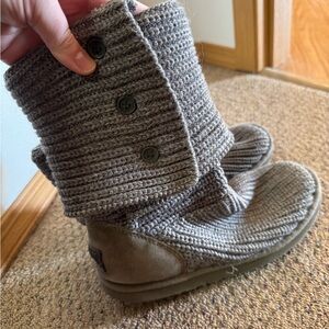 UGG Women’s Classic Cardy Winter Boot